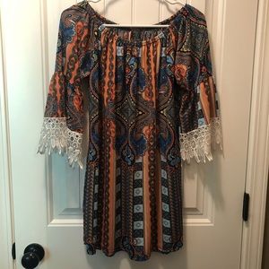 Colorful Tunic with detailed arms